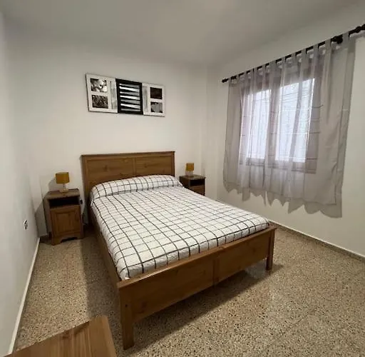 Toscal Centro 3 Dorm Balcon Cocina 洛斯雷尔雷赫斯